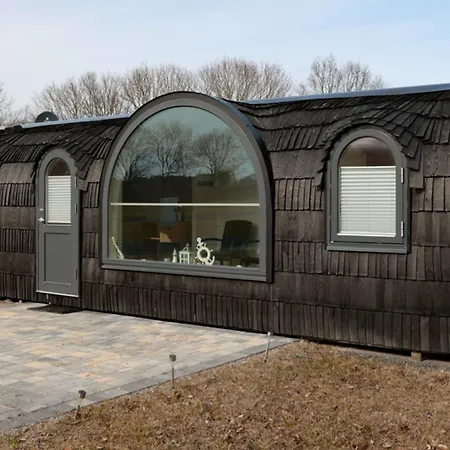 Tiny Haus 1 *